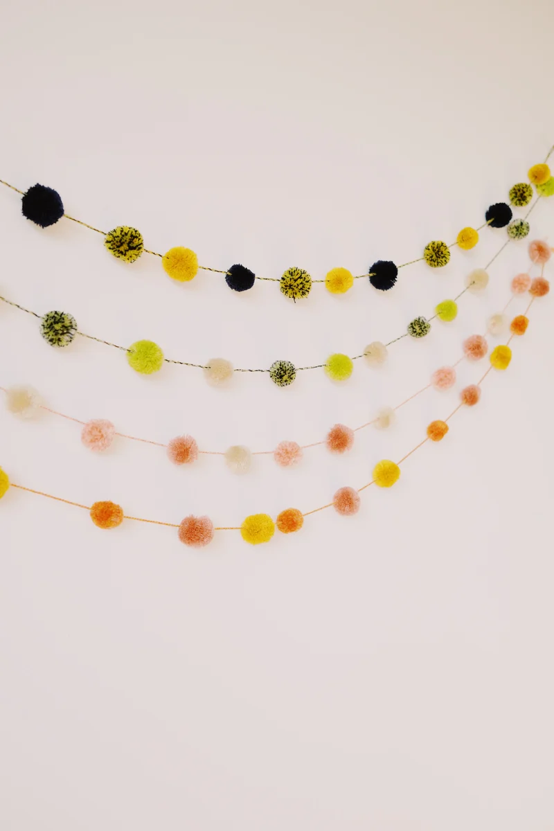 pompon garland - color trio