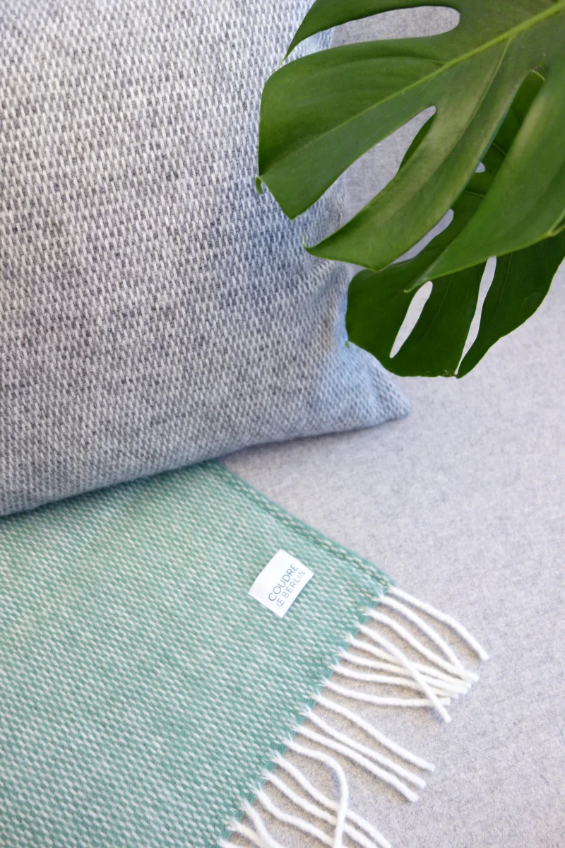 Wolldecke / Kuscheldecke pickstitch greenstone