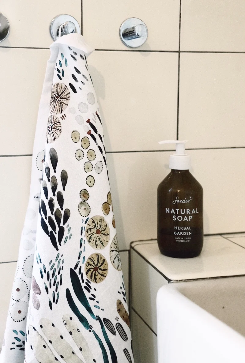 set - soap and towel