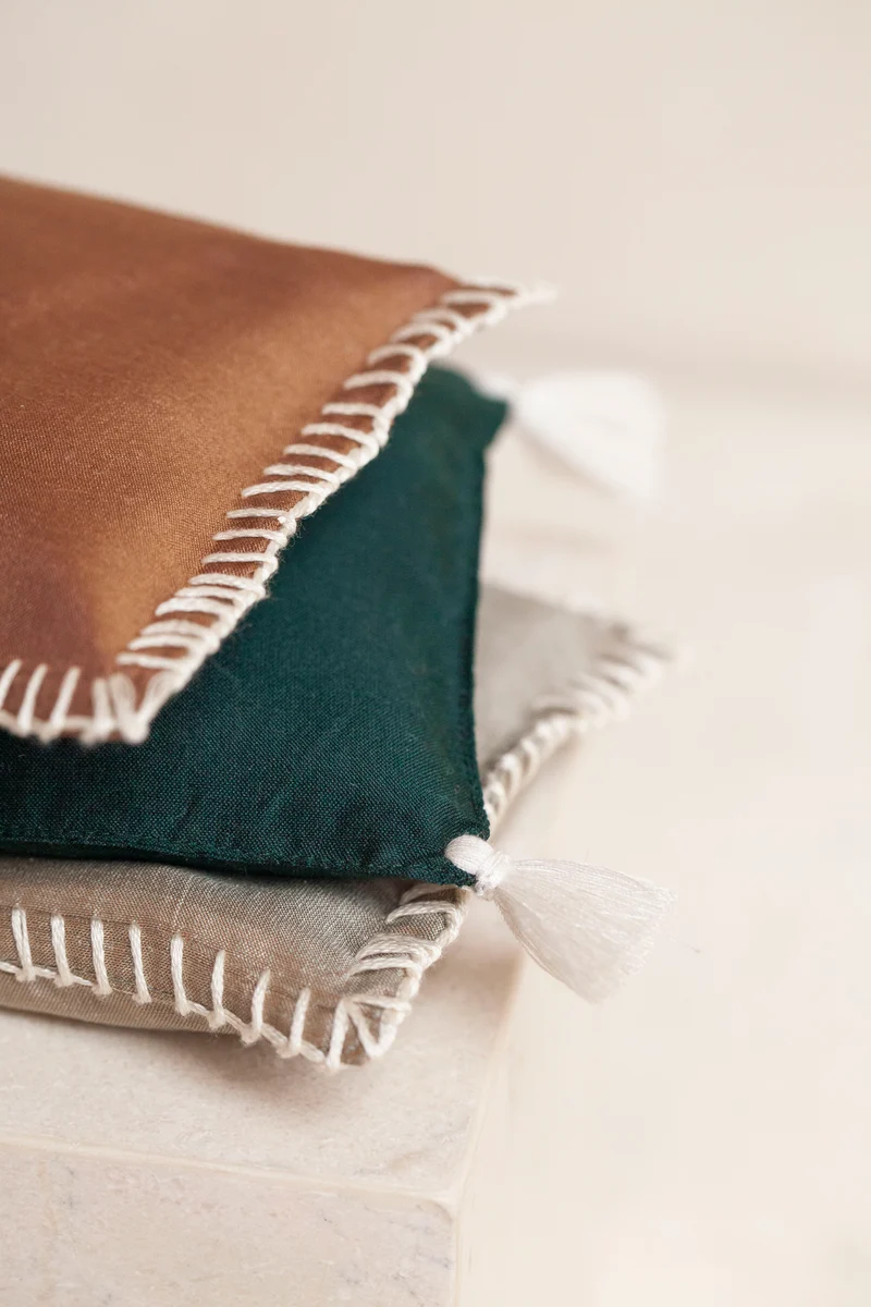 Eye Pillow - RAHA Tassels - Emerald