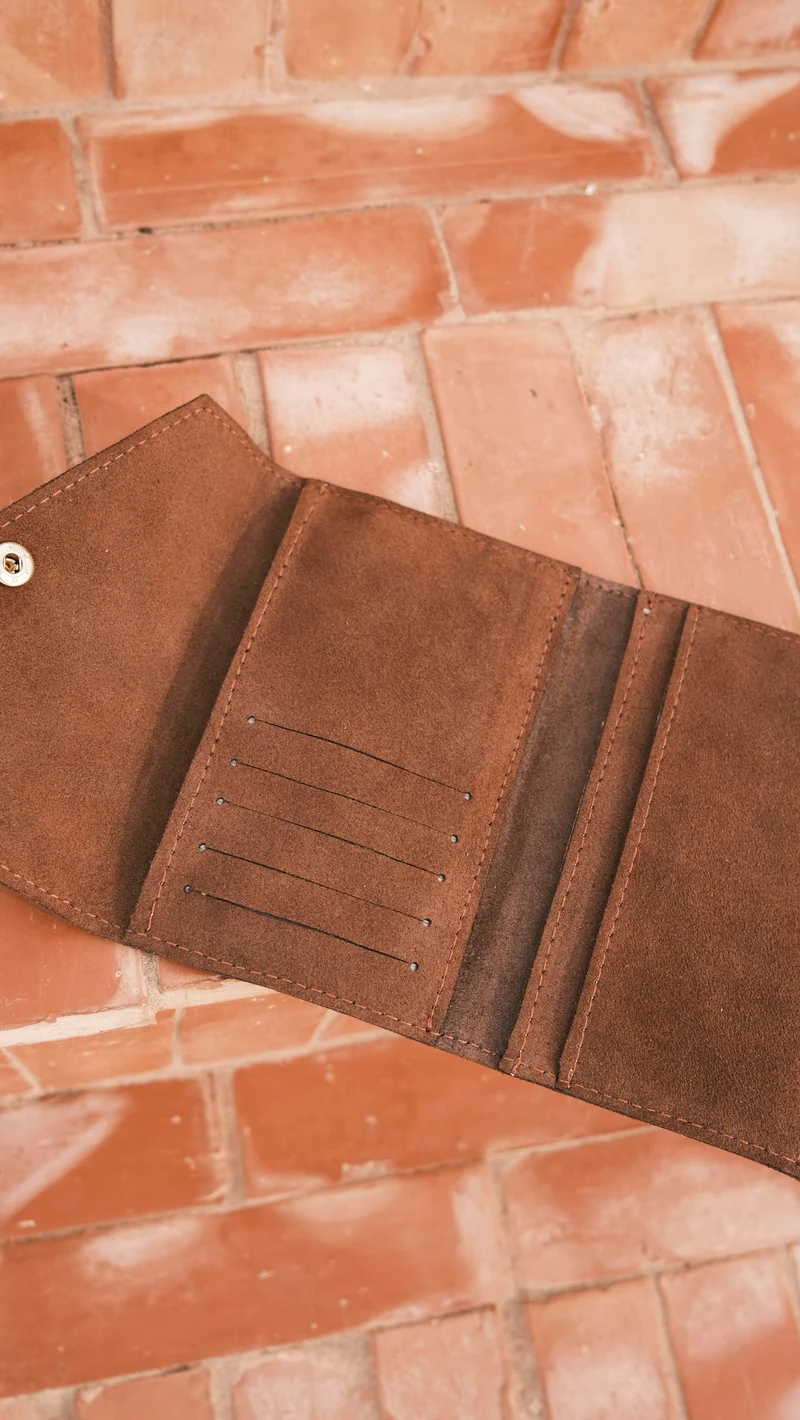 Flip Wallet - DENYA - Red Wood