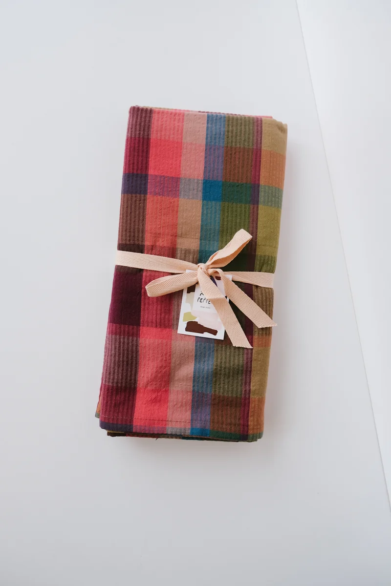 Table Cloth - Checks