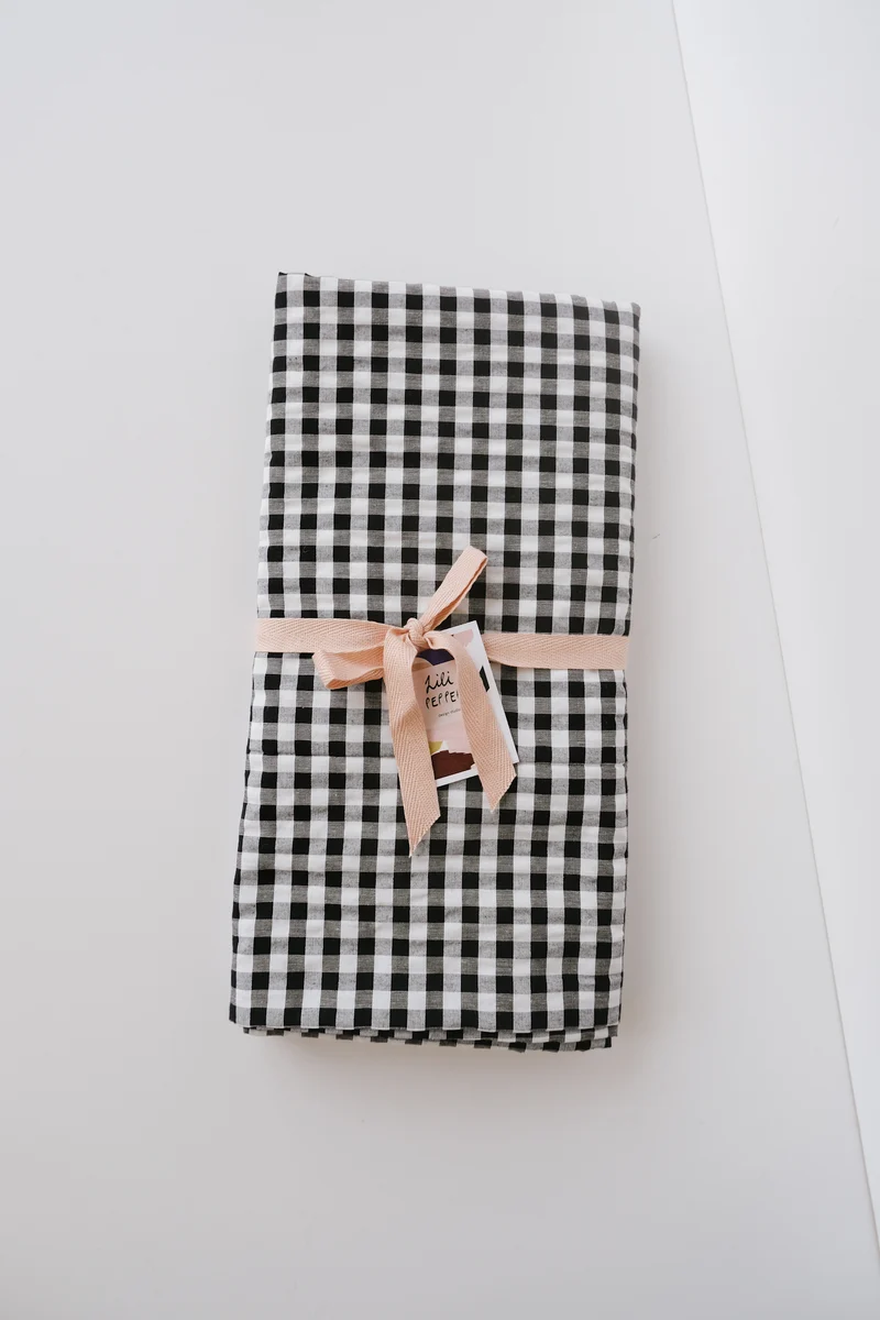 Table Cloth - Checks