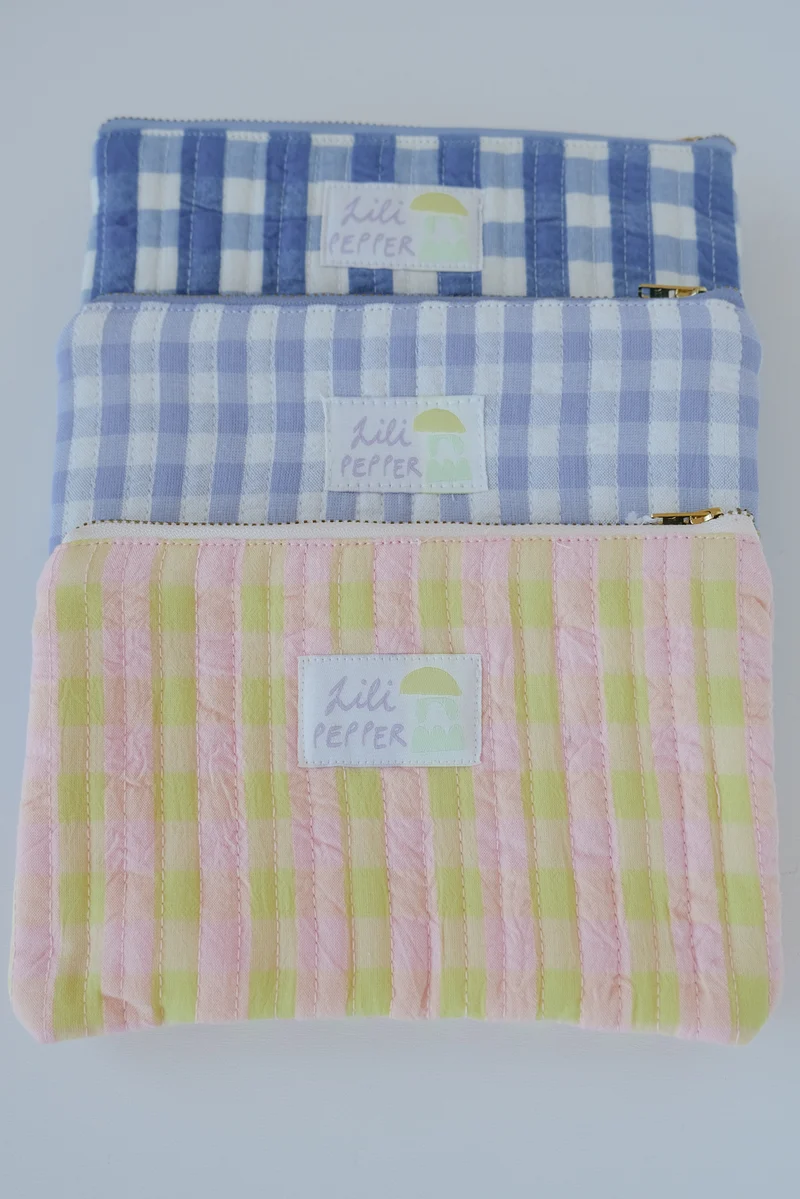 Pouch - Light Blue / White - Quilted