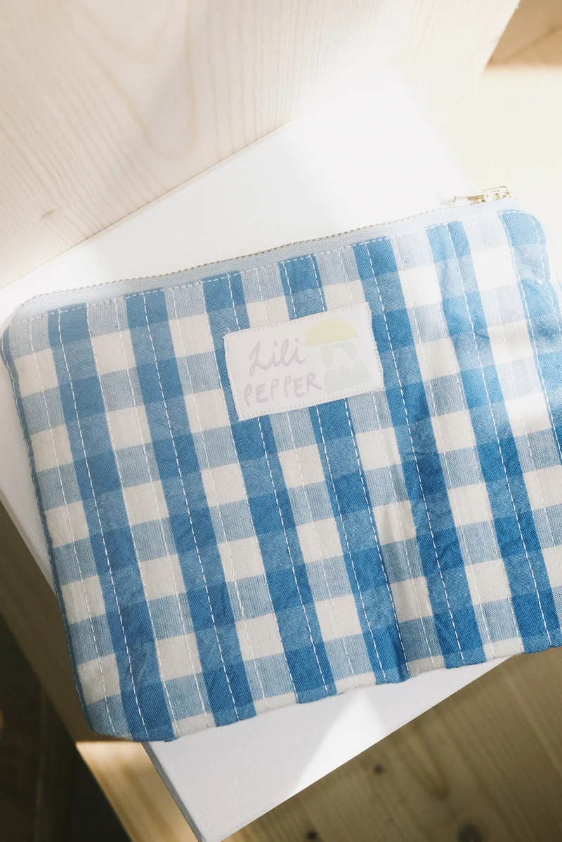 Pouch - Blue Check - Quilted