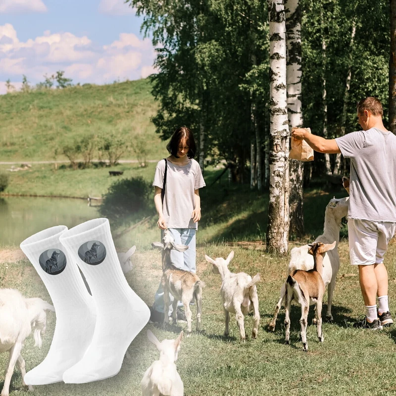 epicsocks Wolfsnacht Beobachtender Wolf Socken in 37-41 im Paar