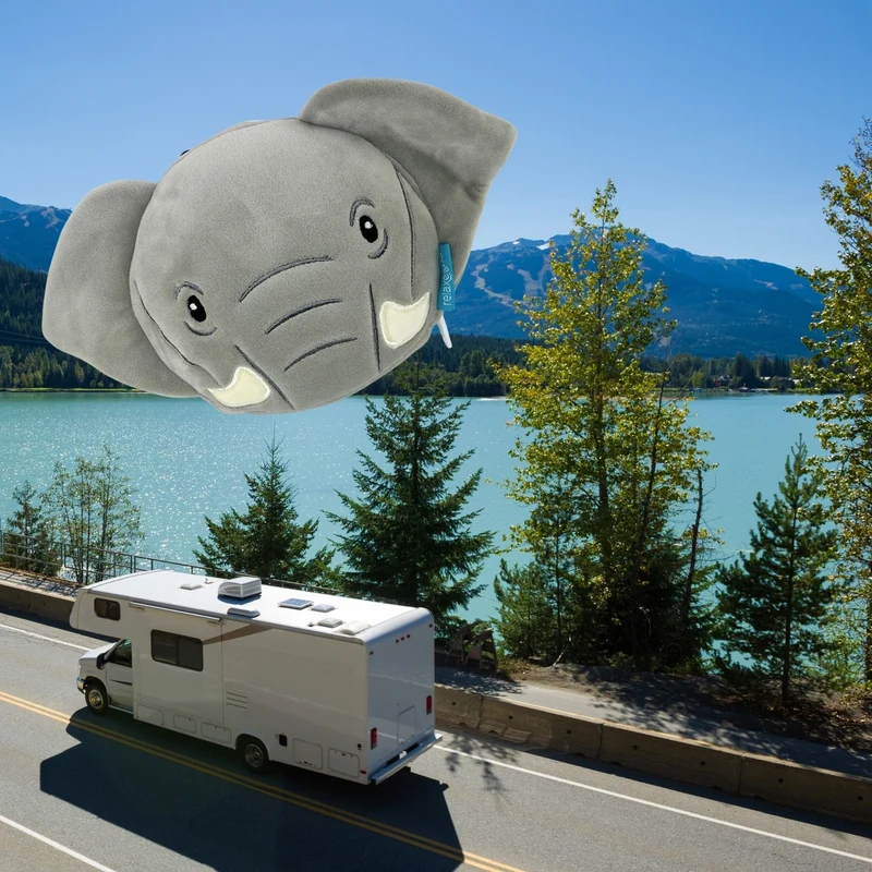 Elefant Reisekissen mit Augenmaske