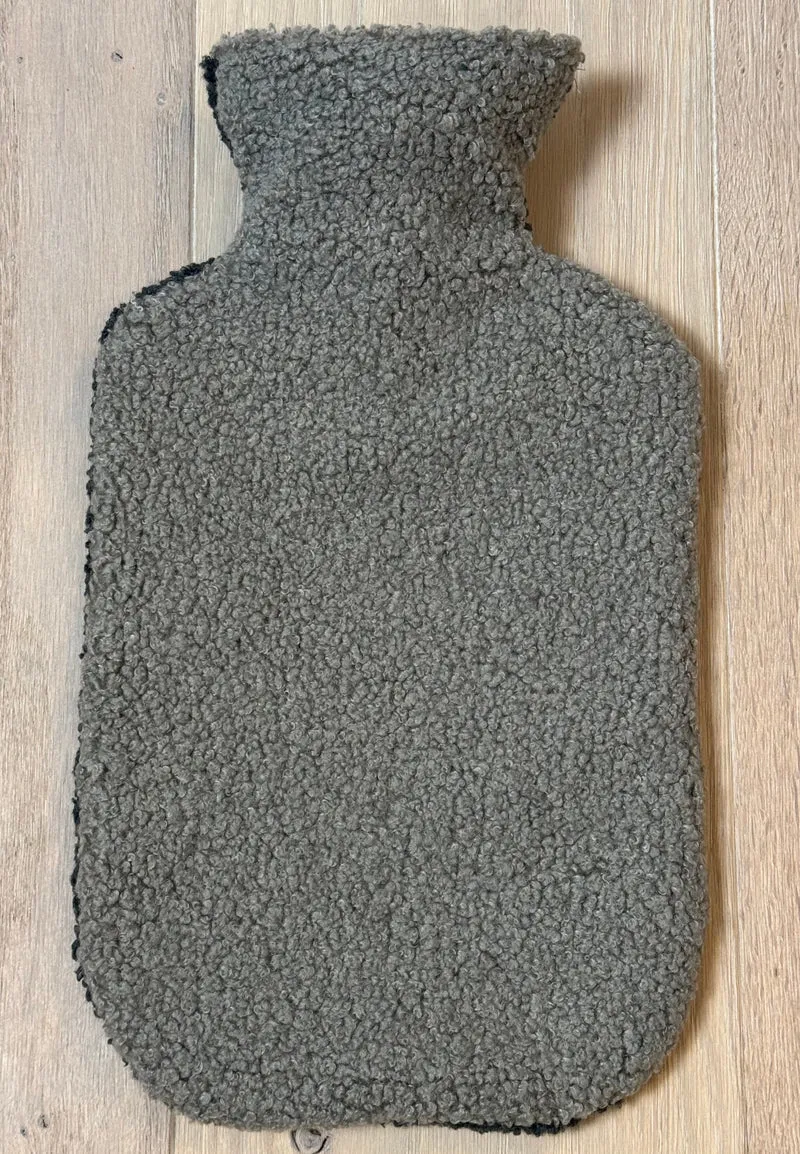 Poufet Wärmflasche | Bouclé | Dunkelgrau | Handgemacht in Deutschland