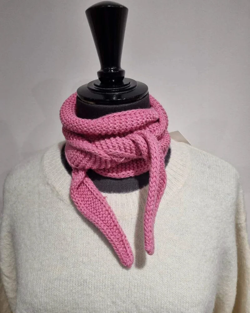 Kleiner Strickschal • Pink