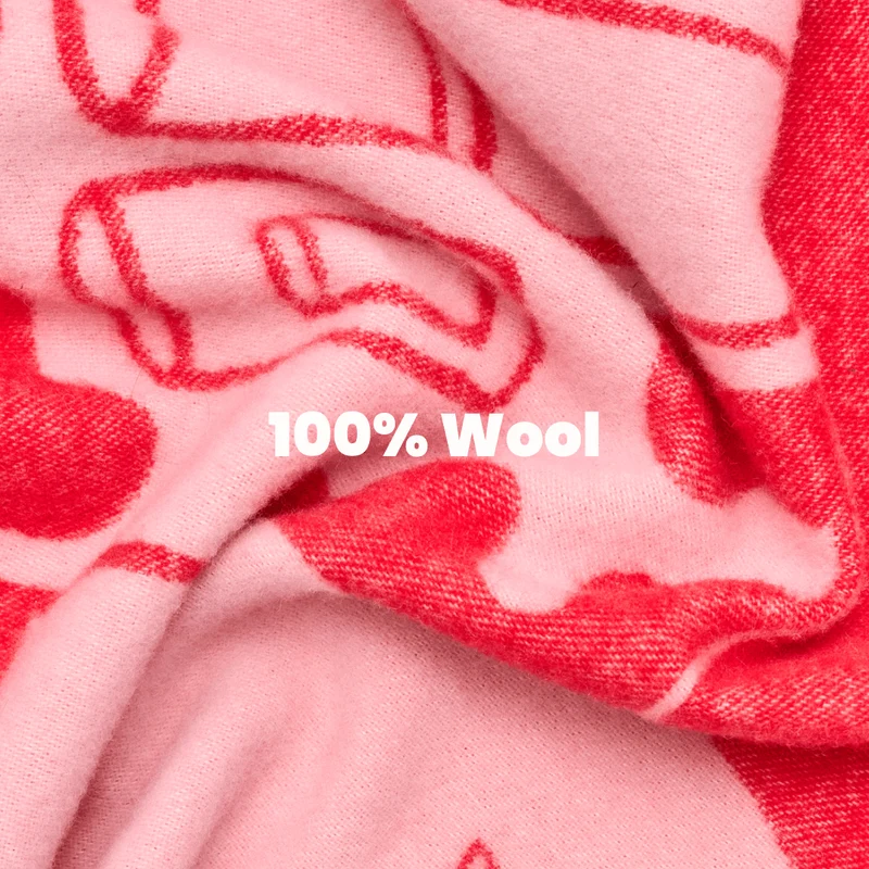 KLEKKS × donpriggos NO. 33 Wolldecke • Rot/Rosa