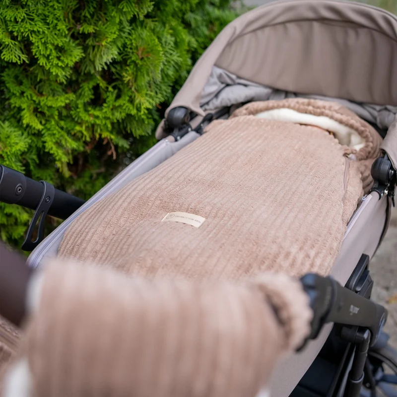 Winterfußsack Cord – warm & stylisch für Kinderwagen & Autoschale