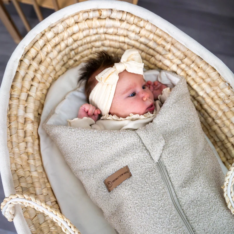 Pucksack Teddystoff Bouclé mitwachsend - Nachhaltiger Babyschlafsack