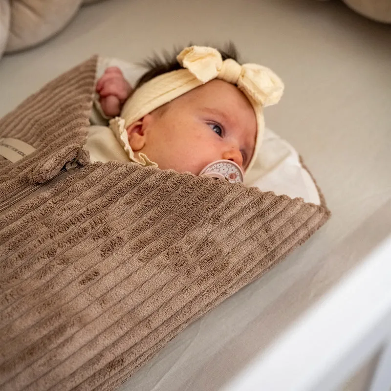 Pucksack Cord mitwachsend - Wärmender Ganzjahres Babyschlafsack