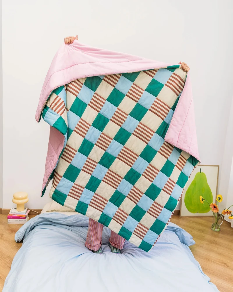 PLAYGROUND Große Steppdecke/Spieldecke