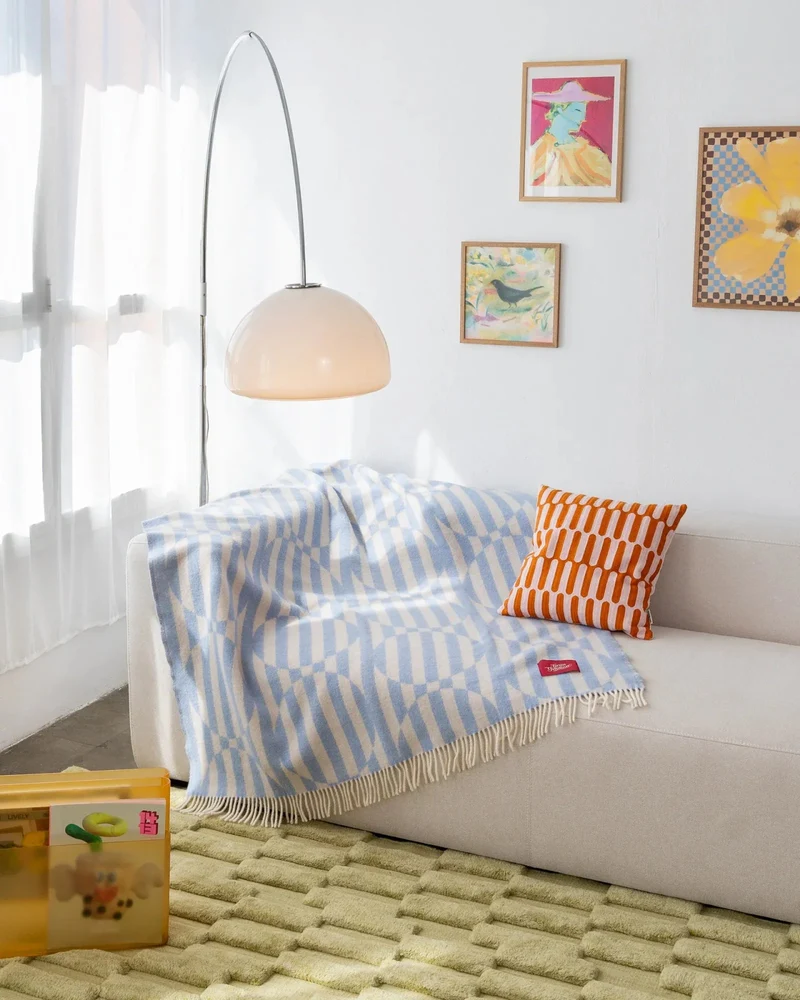 NOLITA Sofadecke aus Wolle • Light Blue