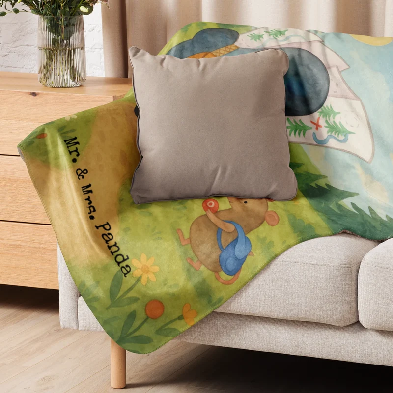 Sherpa Kuscheldecke Pinguin & Maus Wanderer Design