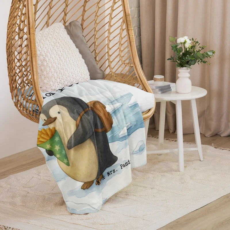 Sherpa Kuscheldecke Pinguin Pommestüte Design