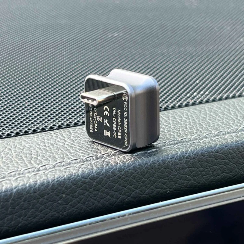 Cervora Mini Cube 3.0 – Wireless CarPlay & Android Auto Adapter
