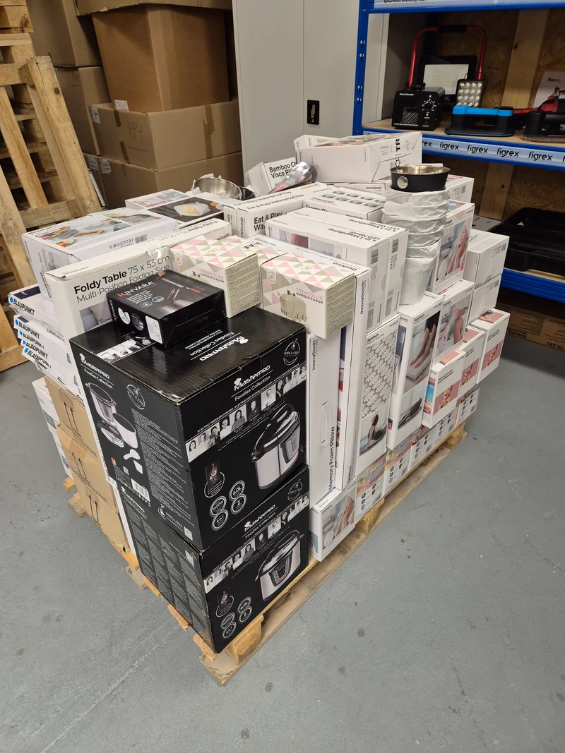 Restposten Palette / Alles NEU & originalverpackt! Warenwert + Fr. 2000.-