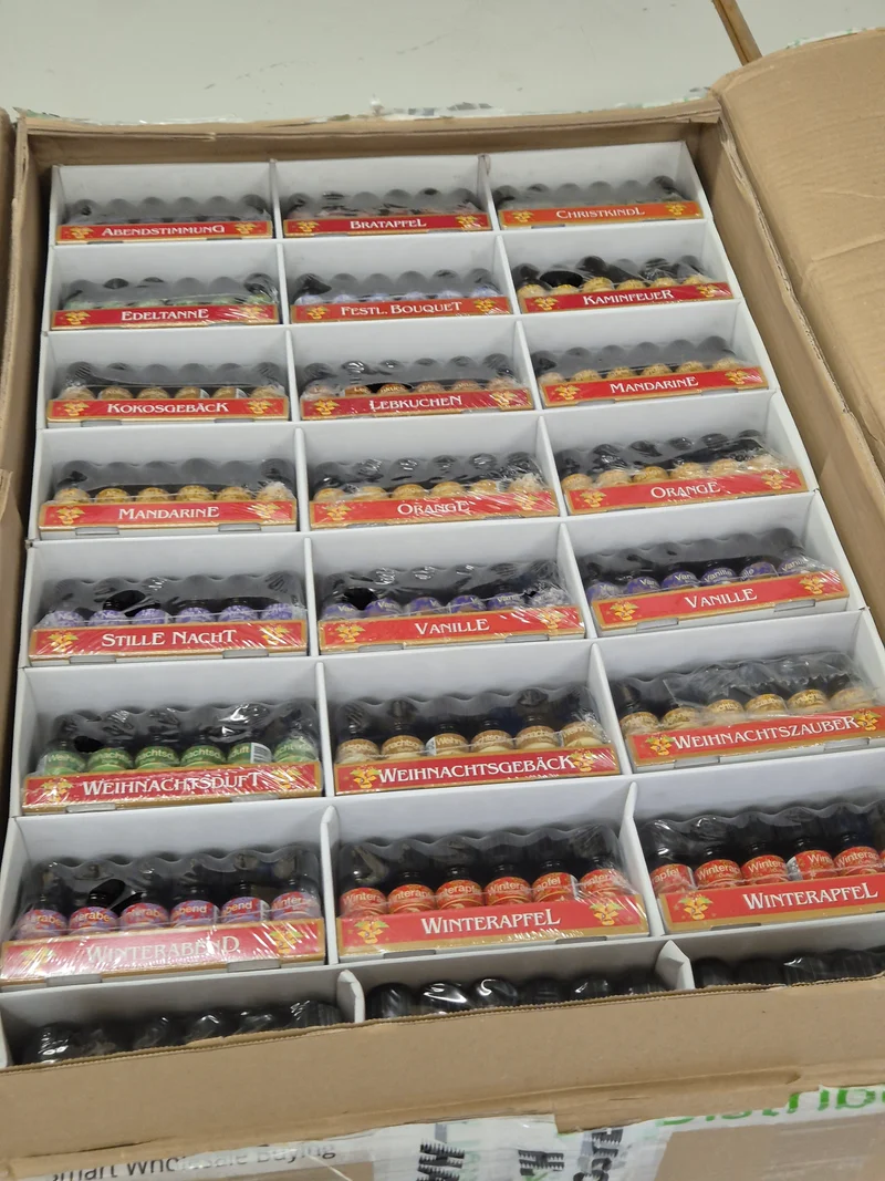24 x 12er Elina Duftöl à 10 ml - Winterdüfte - Weihnachtsdüfte / inkl.Karton Ständer - Verkaufswert +1400.- Restposten - NEU & OVP!