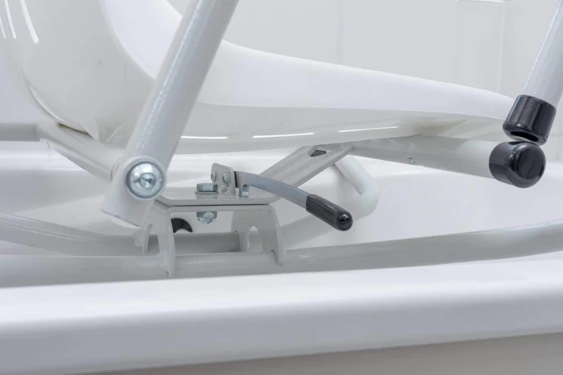 Badewannensitz drehbar Atlantis IV 360° mit Armlehnen stabil sicher