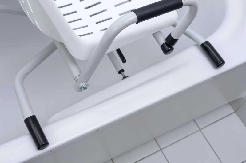 Badewannensitz drehbar Atlantis IV 360° mit Armlehnen stabil sicher