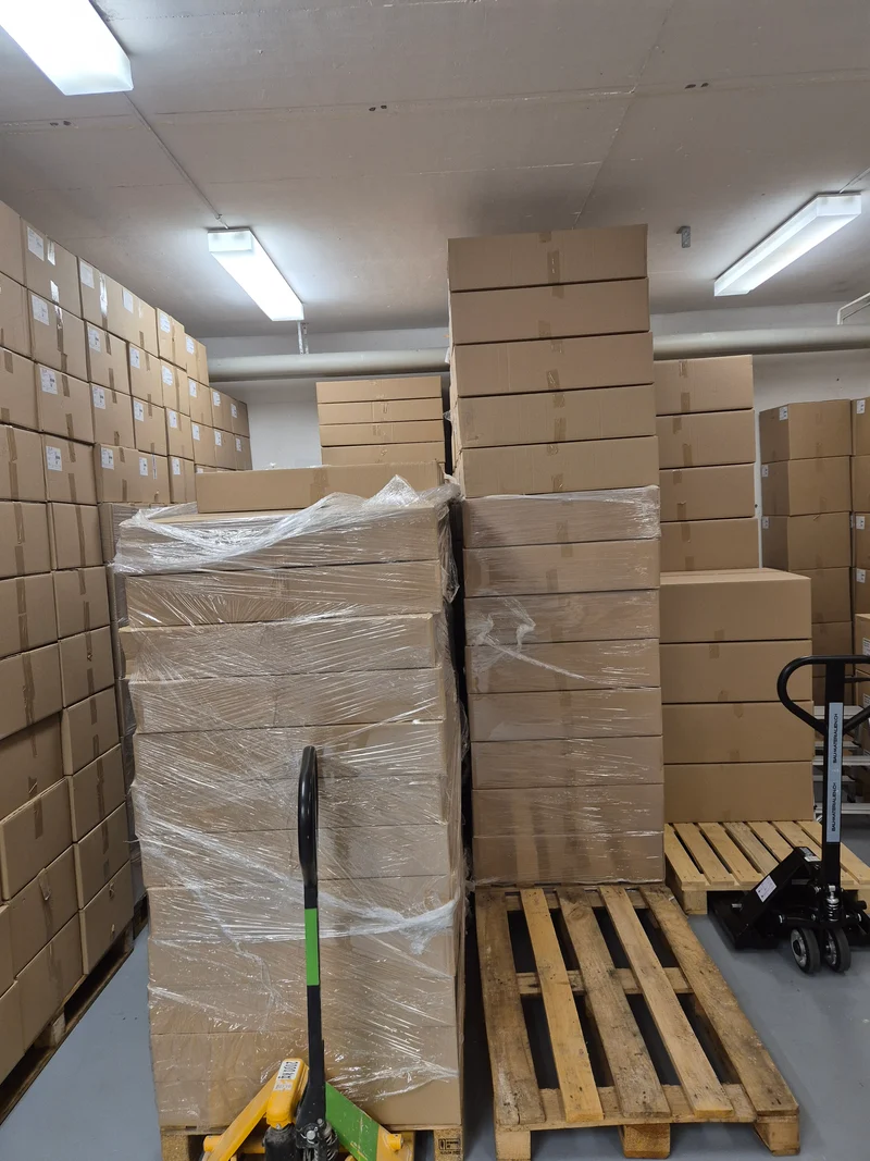 36 x FIGREX Stelzlager / Terrassenlager / Plattenlager Höhenverstellbar / Abverkauf - Restposten / NEU & OVP!
