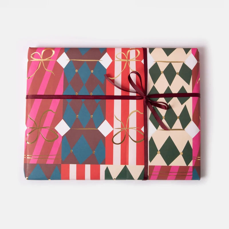 Patterned Christmas Crackers Wrapping Paper