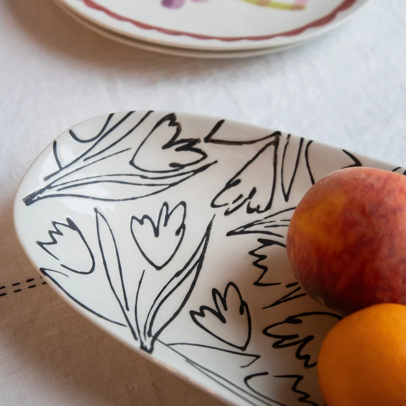 Outline Flowers 35cm Platter