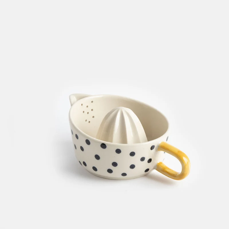 Mono Dots Lemon Squeezer